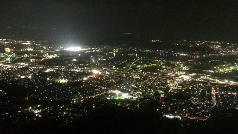 福岡の皿倉山の夜景